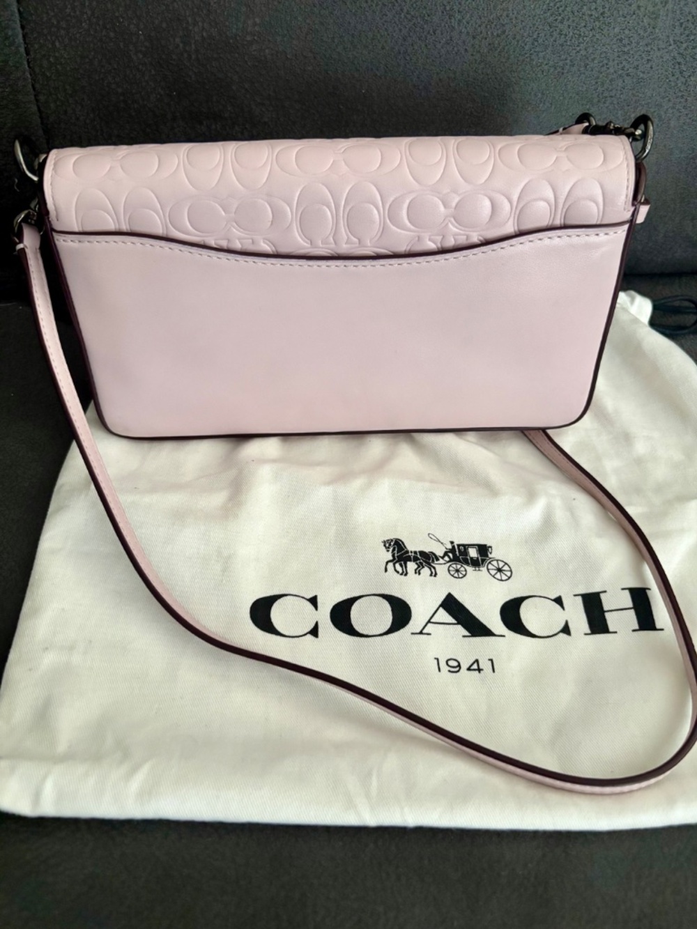 Coach light pink Dinky floral - Picture 2 of 6